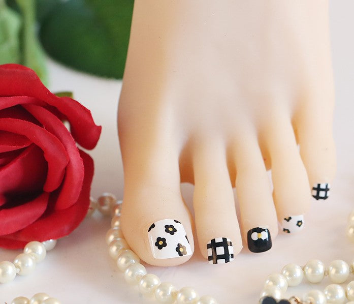 Cute & Casual - Toenail Strips