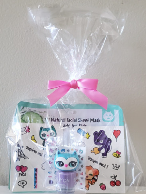Spa Gift Kit Awesome Owlia in Purple - Water Based Polish